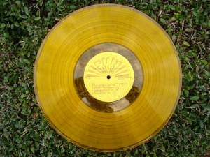 JOHNNY CASH - Page 3 Johhny-cash-sun-records-yellow-vinyl